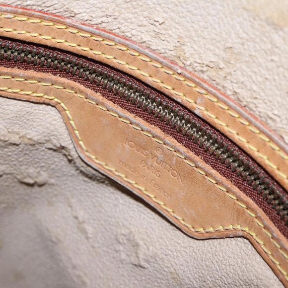 LOUIS VUITTON Monogram Bucket GM Shoulder Bag - Picture 13 of 16